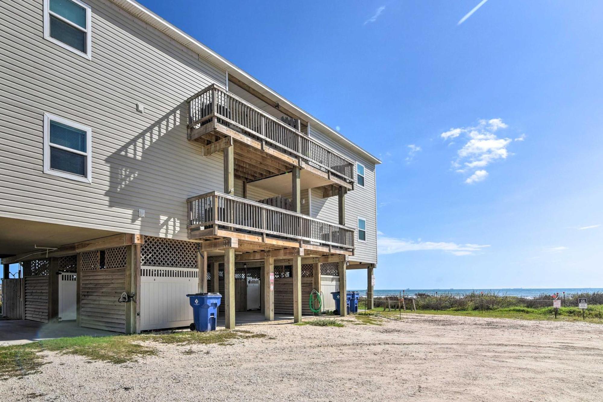 Surfside Beach Retreat With Deck And Ocean Views 外观 照片